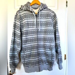 BLACK SCALE SKATEBOARDING HEAVY ZIPPER HOODIE IN GRAY AND BLACK SIZE LARGE
